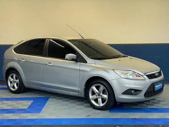 FORD FOCUS 1.6 GL 16V FLEX 4P MANUAL